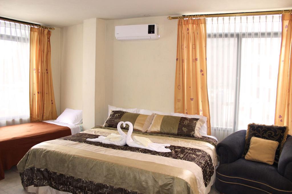 Hotel Planet House Puerto Ayora  Zimmer foto